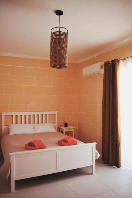 Seaview 2-Bedroom Apartment In Xlendi Exterior photo