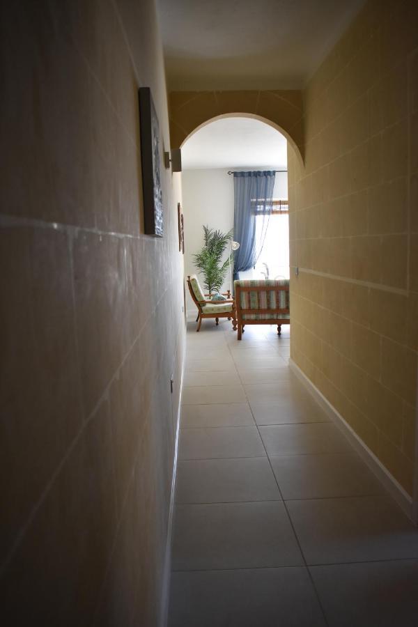 Seaview 2-Bedroom Apartment In Xlendi Exterior photo
